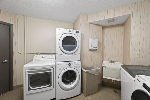 121 Washington Avenue S 1613, Minneapolis, MN 55401
