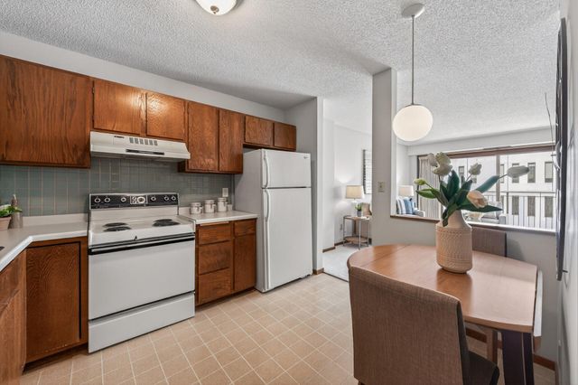 121 Washington Avenue S 1613, Minneapolis, MN 55401