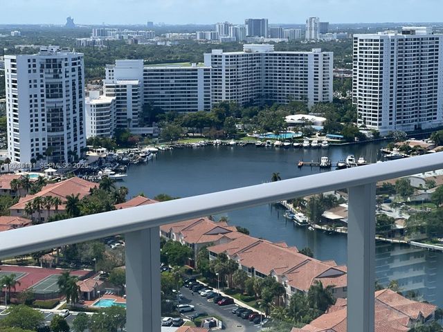 4010 S OCEAN DR R2402, Hollywood, FL 33019