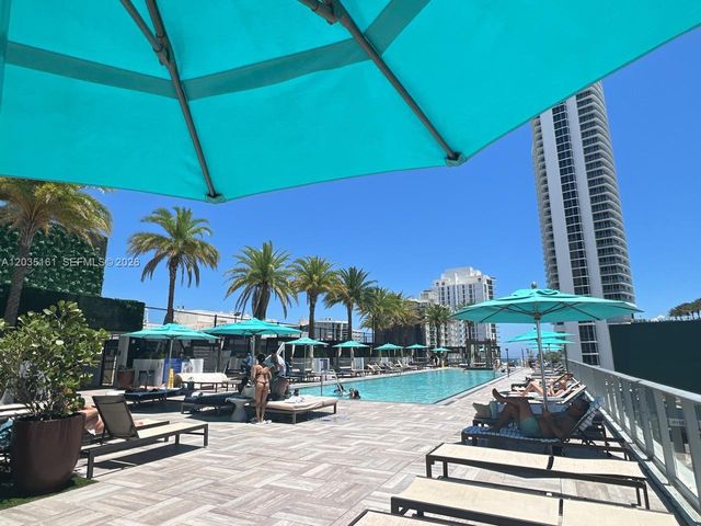 4010 S OCEAN DR R2402, Hollywood, FL 33019