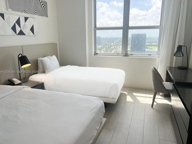 4010 S OCEAN DR R2402, Hollywood, FL 33019