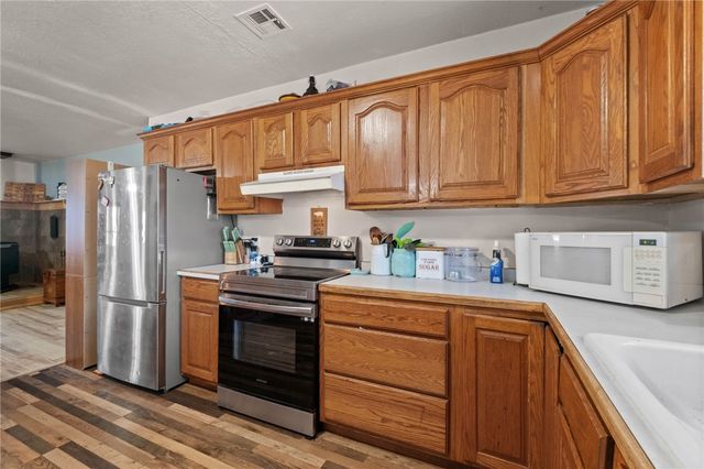 15795 N 59 Highway, Summers, AR 72769