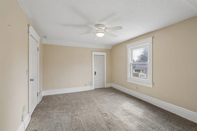 709 Pleasant View Drive, Des Moines, IA 50315