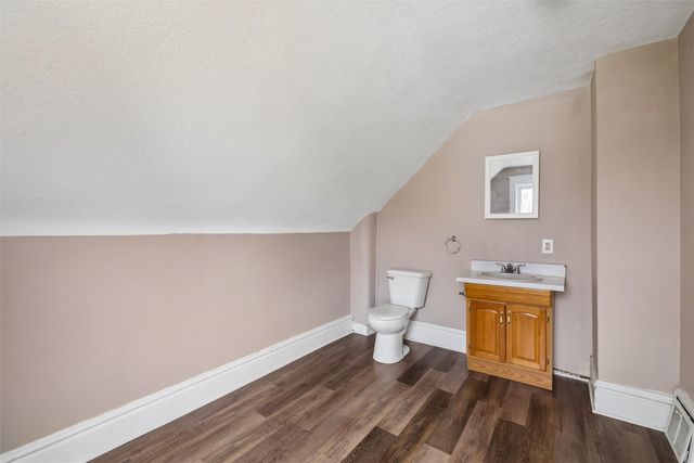 709 Pleasant View Drive, Des Moines, IA 50315