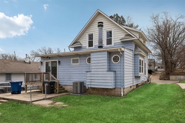 709 Pleasant View Drive, Des Moines, IA 50315