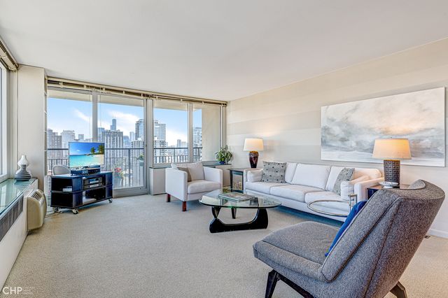 88 W Schiller Street 2602, Chicago, IL 60610