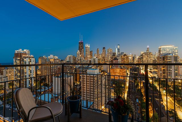 88 W Schiller Street 2602, Chicago, IL 60610