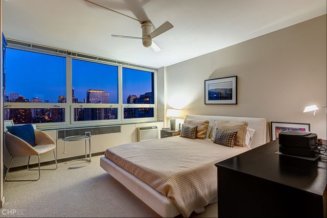 88 W Schiller Street 2602, Chicago, IL 60610