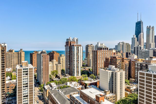 88 W Schiller Street 2602, Chicago, IL 60610