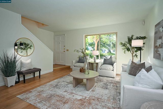 1288 Pine Creek Way Apt C, Concord, CA 94520