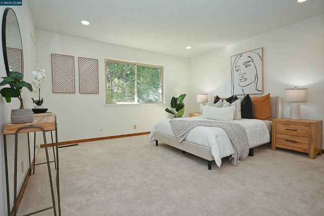 1288 Pine Creek Way Apt C, Concord, CA 94520