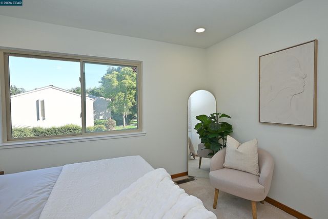 1288 Pine Creek Way Apt C, Concord, CA 94520