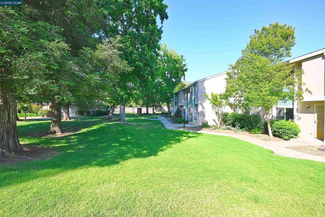 1288 Pine Creek Way Apt C, Concord, CA 94520