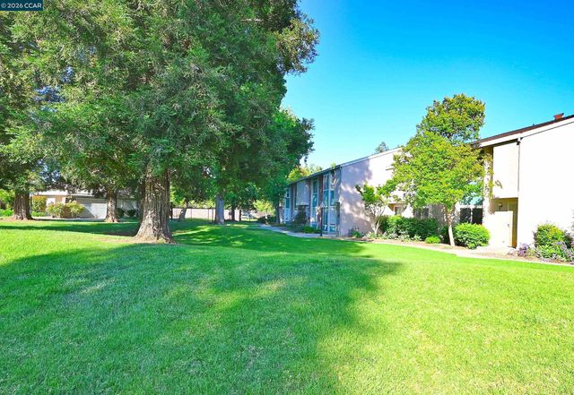 1288 Pine Creek Way Apt C, Concord, CA 94520