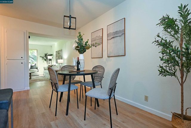 1288 Pine Creek Way Apt C, Concord, CA 94520