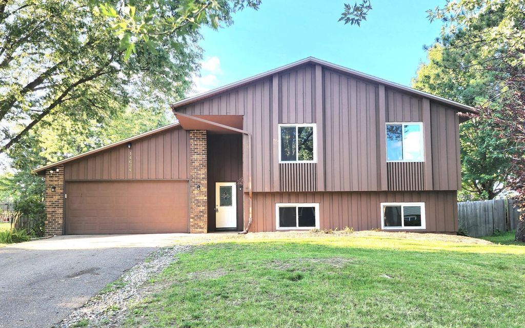 14624 92nd Place N, Maple Grove, MN 55369
