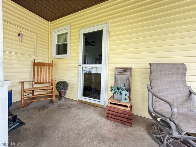 103 W Shafer Avenue, Dover, OH 44622