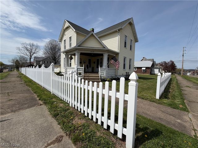 103 W Shafer Avenue, Dover, OH 44622