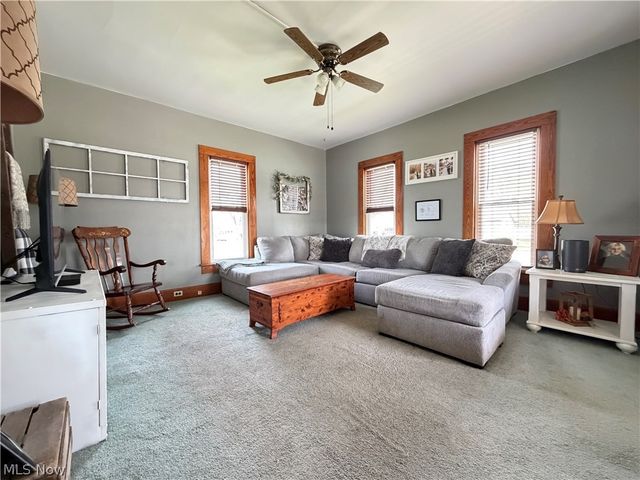 103 W Shafer Avenue, Dover, OH 44622