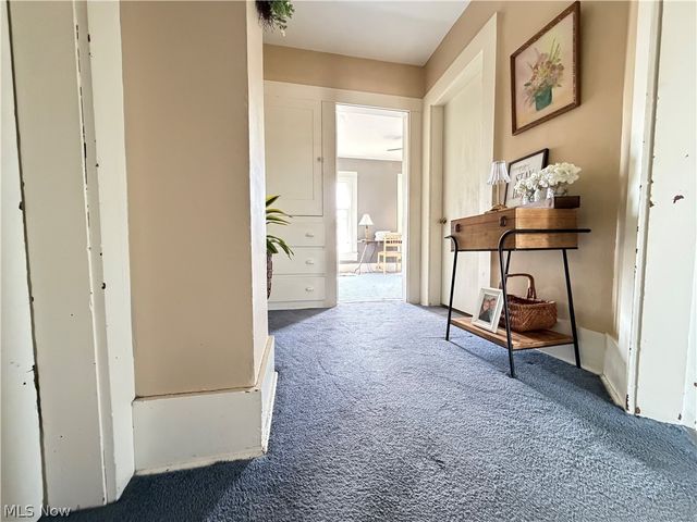 103 W Shafer Avenue, Dover, OH 44622