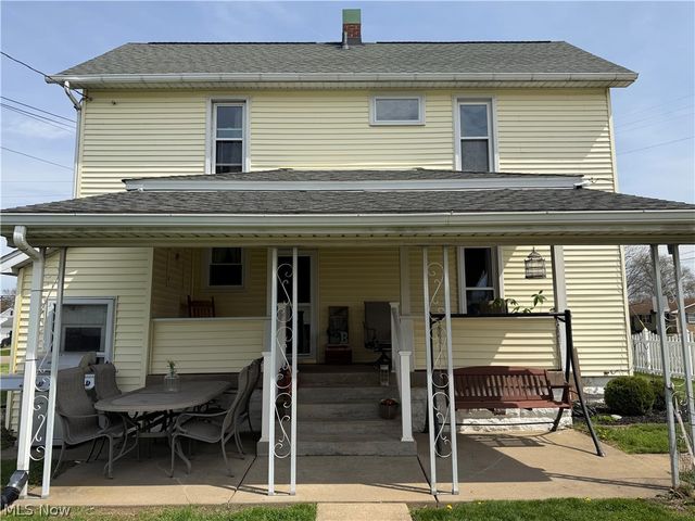 103 W Shafer Avenue, Dover, OH 44622