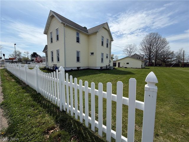 103 W Shafer Avenue, Dover, OH 44622