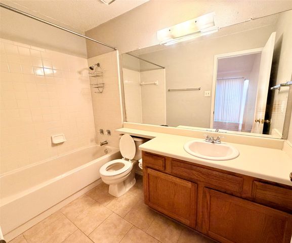 923 Binbrook Drive, Mesquite, TX 75149
