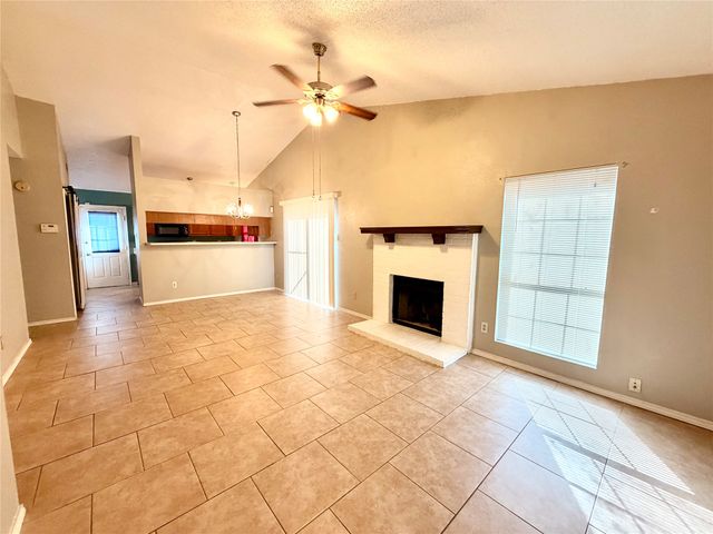 923 Binbrook Drive, Mesquite, TX 75149