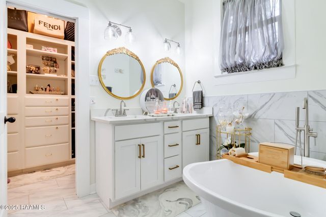 800 Daigle Street, Lafayette, LA 70501