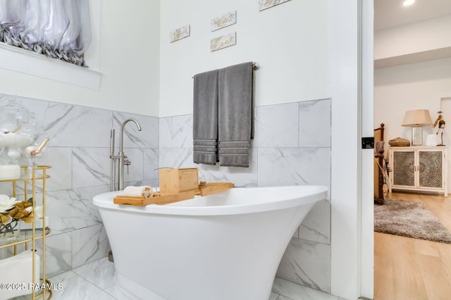 800 Daigle Street, Lafayette, LA 70501