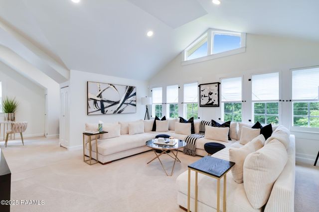 800 Daigle Street, Lafayette, LA 70501