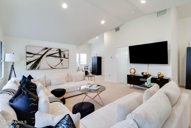 800 Daigle Street, Lafayette, LA 70501