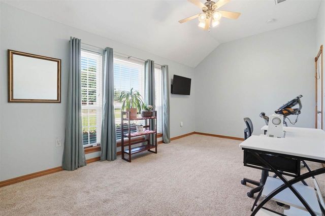 303 Azalea Ln, Cache, OK 73527