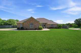 303 Azalea Ln, Cache, OK 73527