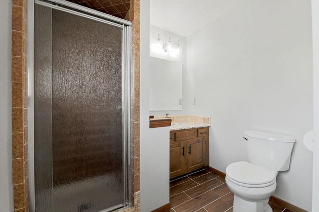 403 N Basswood Ln, Haysville, KS 67060