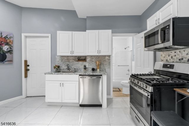 705 S 15Th St, Newark City, NJ 07103