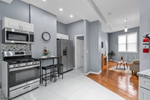 705 S 15Th St, Newark City, NJ 07103