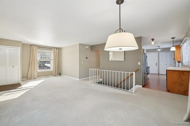 23737 Stonehenge Boulevard, Novi, MI 48375