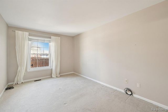 23737 Stonehenge Boulevard, Novi, MI 48375