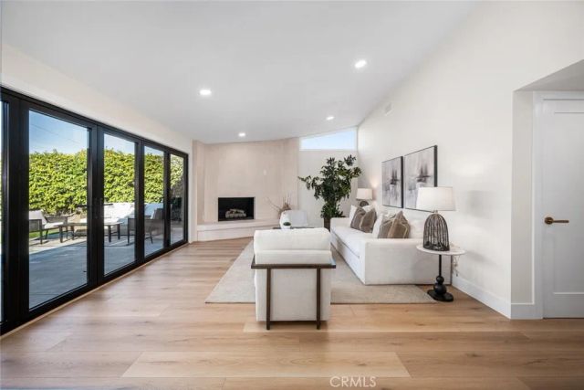 12672 Foster, Rossmoor, CA 90720