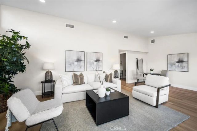 12672 Foster, Rossmoor, CA 90720