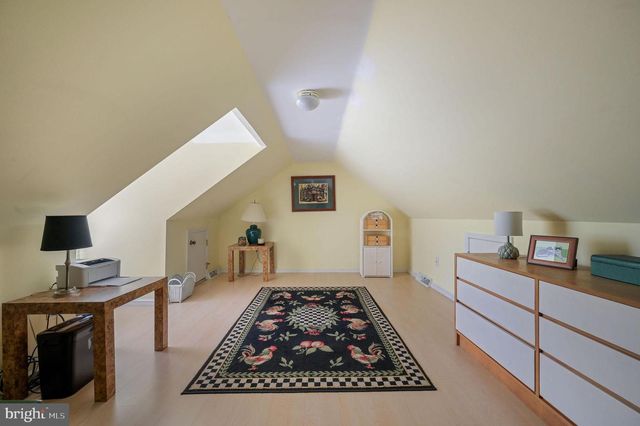5 W FAIRWAYS CIR, Smyrna, DE 19977