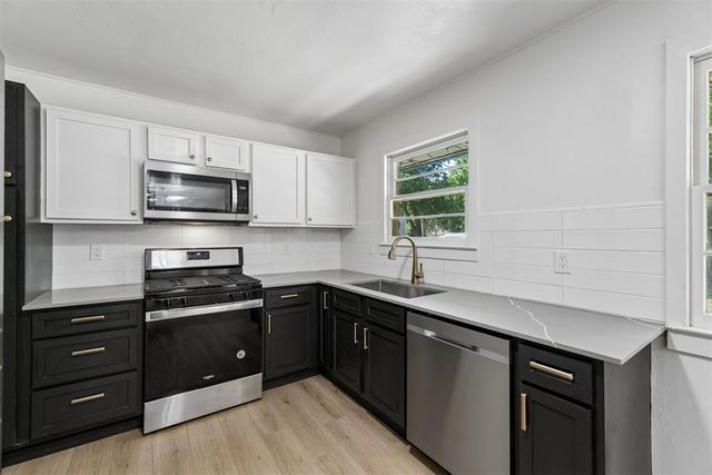 2143 Carlton Way, Oklahoma City, OK 73120