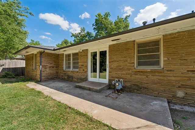 2143 Carlton Way, Oklahoma City, OK 73120