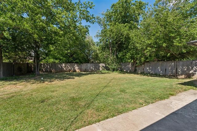 2143 Carlton Way, Oklahoma City, OK 73120