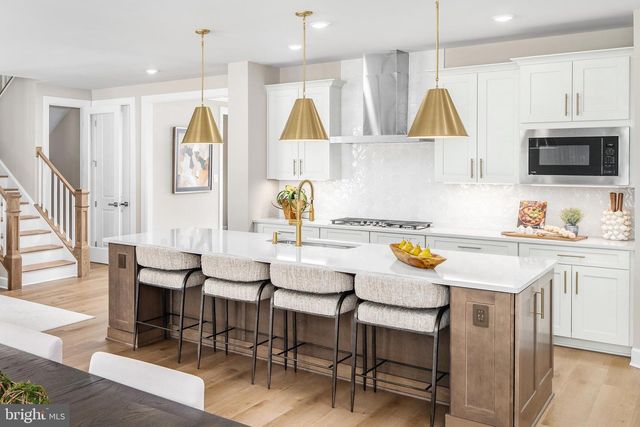 38 JAMES CLOUD, Thornton, PA 19373