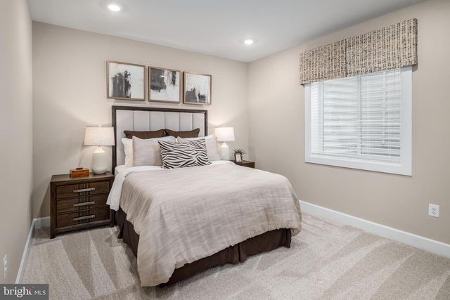 38 JAMES CLOUD, Thornton, PA 19373