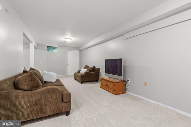 23 HILLTOP LN, Medford, NJ 08055