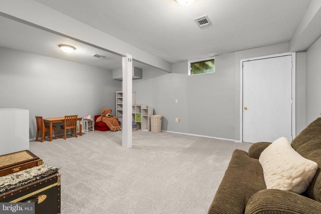 23 HILLTOP LN, Medford, NJ 08055