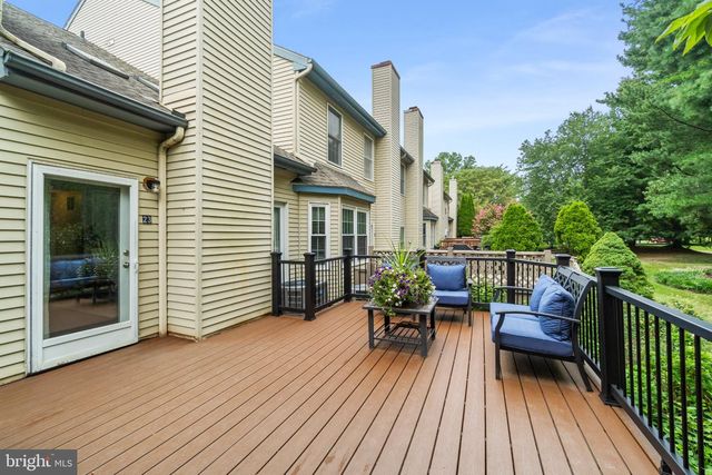 23 HILLTOP LN, Medford, NJ 08055